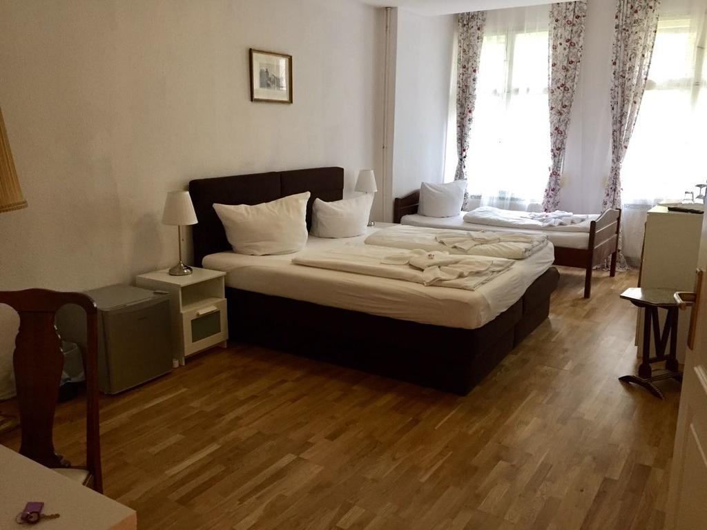 Pension Tempelhof Берлін Екстер'єр фото